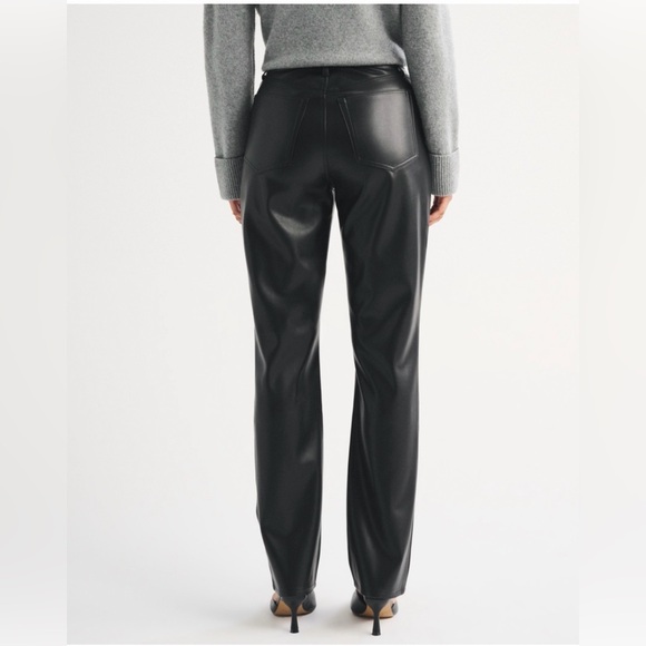 Abercrombie & Fitch Curve Love High Rise 90s Straight Vegan Leather Pant - Picture 3 of 10